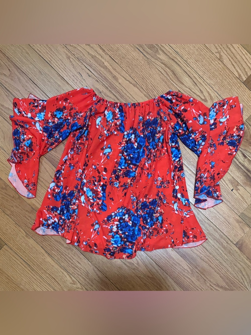 Women’s off shoulder floral top - Picture 2 of 2